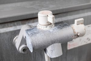 水垢お風呂蛇口